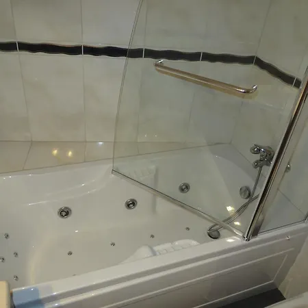 House Of Marly فافي